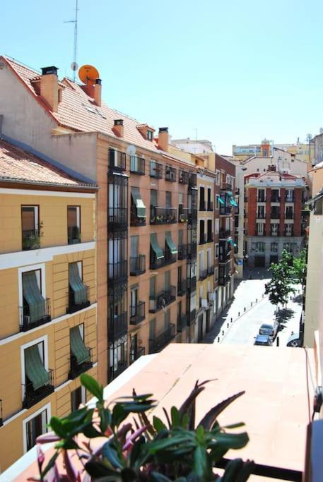 Céntrico y cómodo apto en Opera - Palacio Real Madri Exterior foto